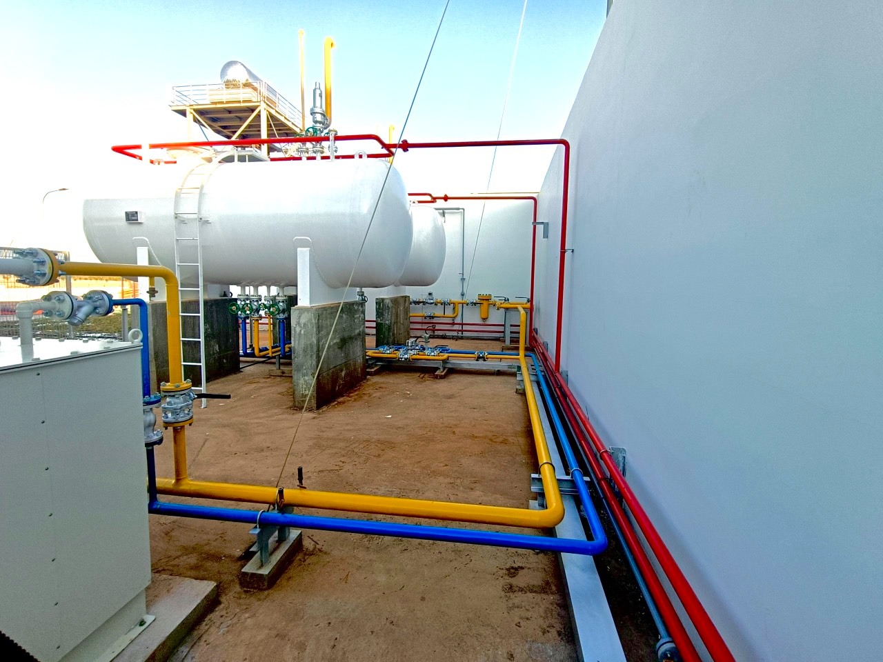 Kiểm Tra Tiếp Địa Tại Trạm Chiết Nạp LPG và Xăng Dầu